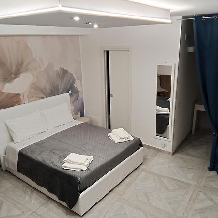 La Corte Guest House Bari Kültér fotó
