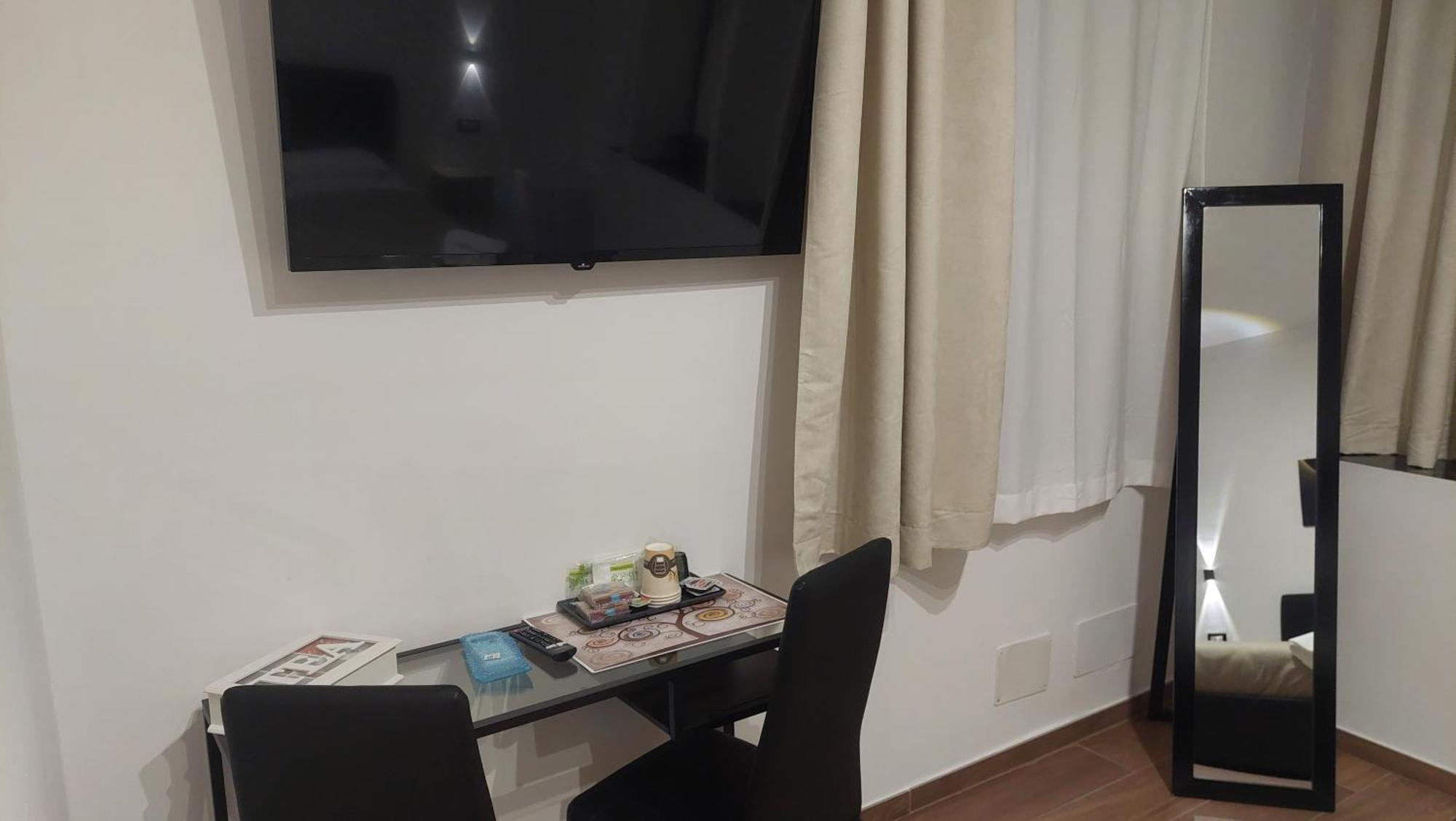 La Corte Guest House Bari Kültér fotó